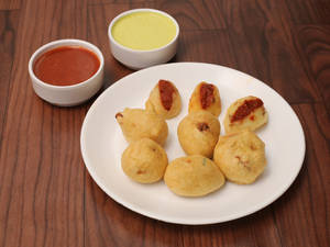 Lasaniya Bhajiya