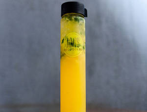 Passion Fruit & Malta Mojito