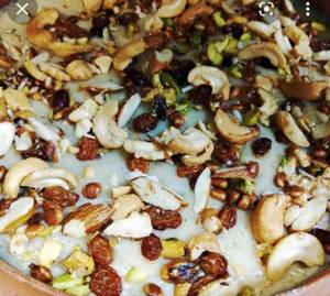 Dry Fruit Pizza