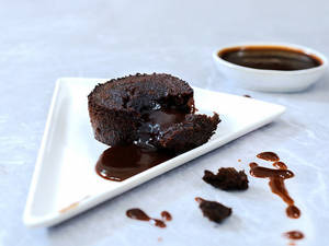 Chocolava Cake