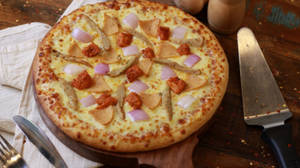 Indian Chicken Special Pizza