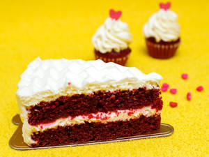 Red Velvet Cheesecake