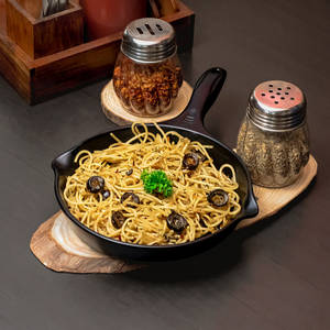 Aglio Olio Pasta