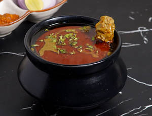 Chicken Kala Masala Handi