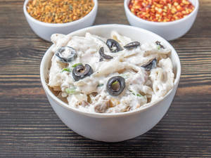 White Creamy Sauce Pasta