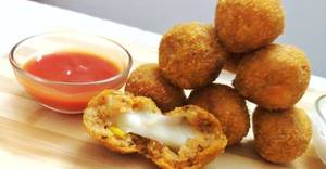 Veg Cheese Shots (8 Pcs)