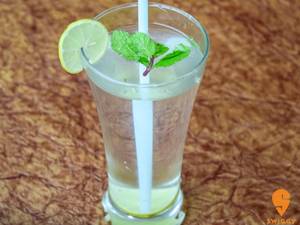 Shikanji (Lemon Soda) (1 Glass)