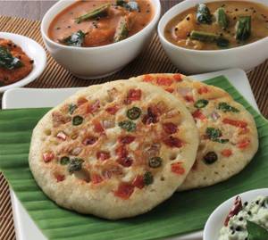 Vegetable Uttapam 