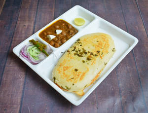 Amritsari Kulche Choley