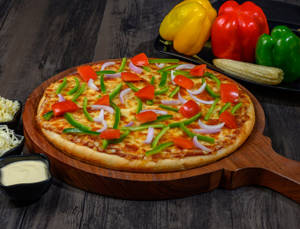 Medium Veg Yummy Pizza