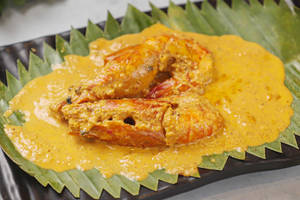 Chingrir Malai Curry (2 Pcs)