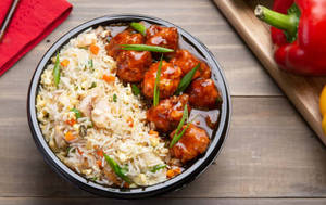 Veg Fried Rice With Chilly Chicken And Lime Juice