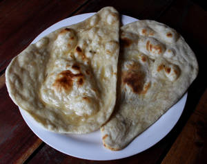 Butter Naan ( 1 Pc ) 