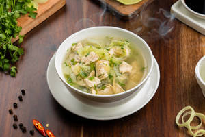 Corriander Leek & Chicken Broth