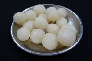 Small rasgulla