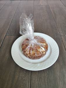 Almond Cake ( 1 Pound )