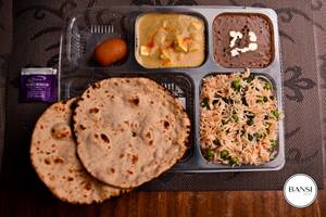 Deluxe Thali(Cheese Dish + Dal + Raita + Rice + Chapati (4)