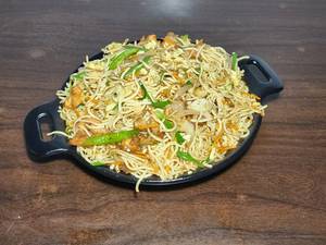 Mixed Garlic Soft Noodles