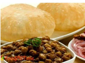 Chola Bhatura (2 Pcs)
