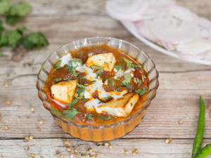 Mattar Paneer 