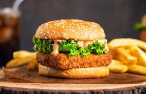 Paneer Crispy Burger