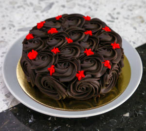 Chocolate Flakes Cake