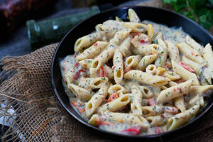 White Sauce Pasta