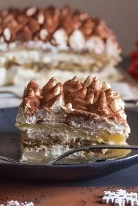 Tiramisu Cup Pastry (250 gms)