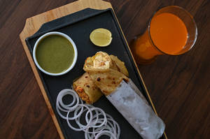 Chi. Malai Tikka Roll