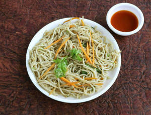 Hakka Noodles