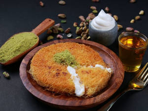 Classic Cream Kunafa