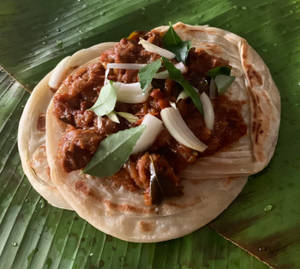 Chicken Pothi Paratha