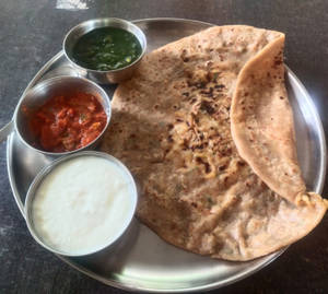 Aloo cheese paratha