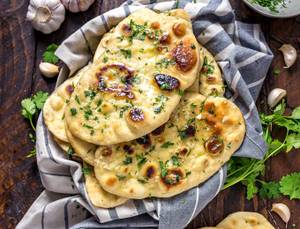 Cheese Garlic Naan