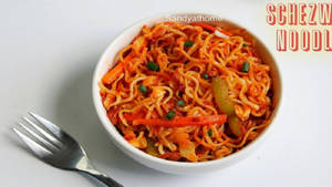 Schezwan Veg Noodles