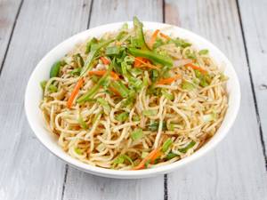 Veg Hakka Noodles
