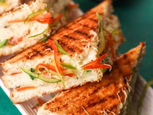 Classic Veg Sandwich