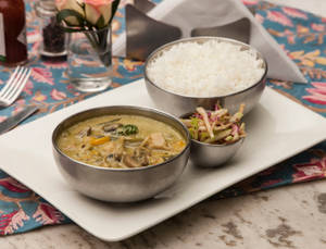 Thai Green Curry with Steamed Rice