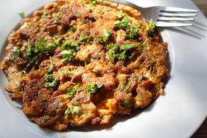 Chicken Kari Omelette