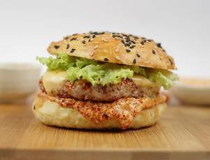 Peppercorn Fennel And Red Chilli Spiced Chicken Burger