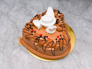 Chocolate Cake (Per Pound)