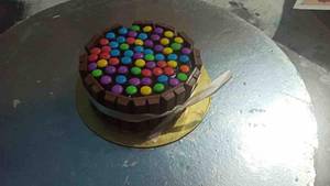 Kitkat Cake