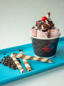 Exotic Blueberry Ice Cream Roll [Regular]