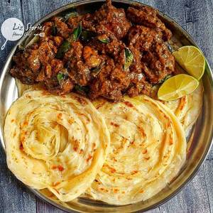 Parotta With Chicken Roast