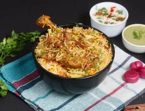 Chicken Biryani & Raita  Combo