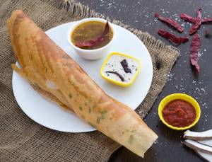 Onion Rava Masala Dosa