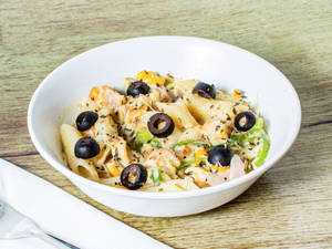 Creamy White Sauce Chicken Pasta
