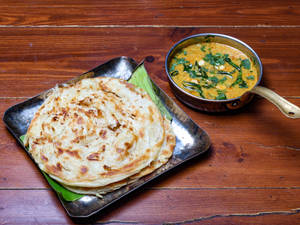 Malabari Parotta (2 Pcs)