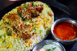 Hyderabadi Chicken Dum Ka Biryani Party Pack (serves 2 To 3)