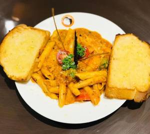 Al- Funghi Pasta